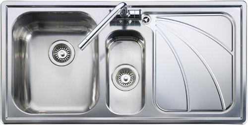 1.5 bowl stainless steel kitchen sink with right hand drainer. technical image