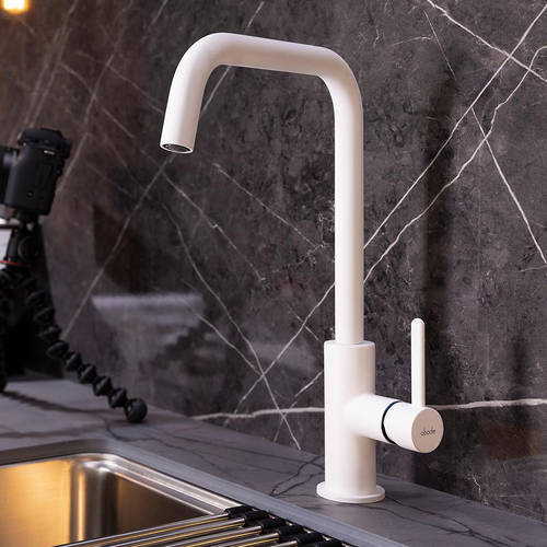 Additional image for Althia Kitchen Tap With Single Lever (M White).