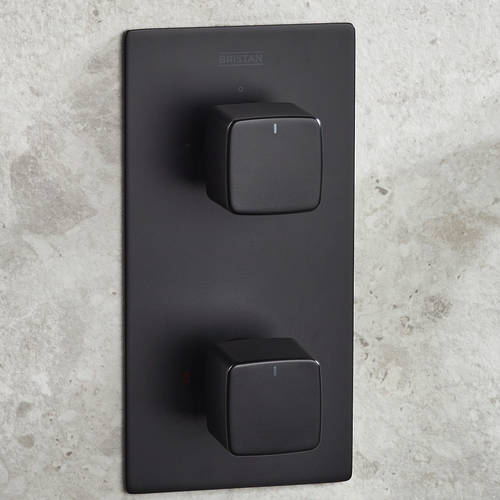 Additional image for Shower Pack With Arm, Square Head & Handset (Matt Black).