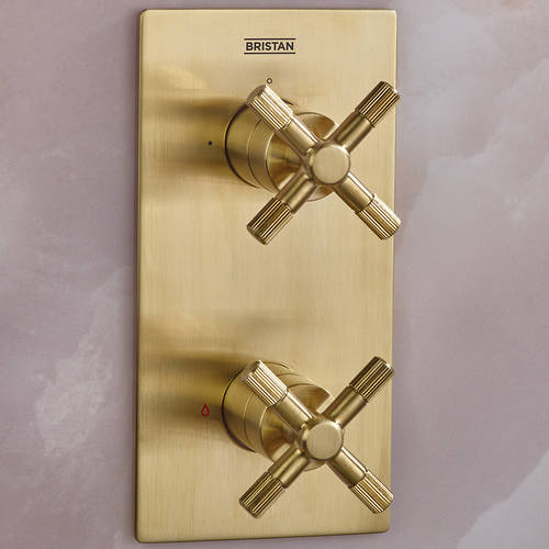 Additional image for Shower Pack With Fixed Head & Kit (Brushed Brass).