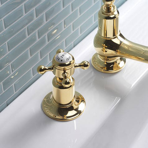 Additional image for 3 Hole Basin Tap With Waste (Crosshead, Unlac Brass).