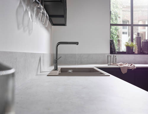 Additional image for M54 Kitchen Tap With Pull Out Spray (Br Black Chrome).