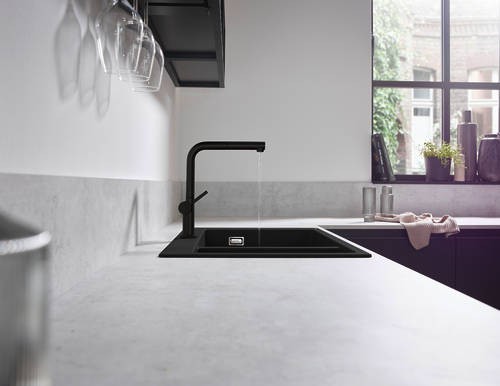 Additional image for M54 Kitchen Tap With Pull Out Spray (Matt Black).