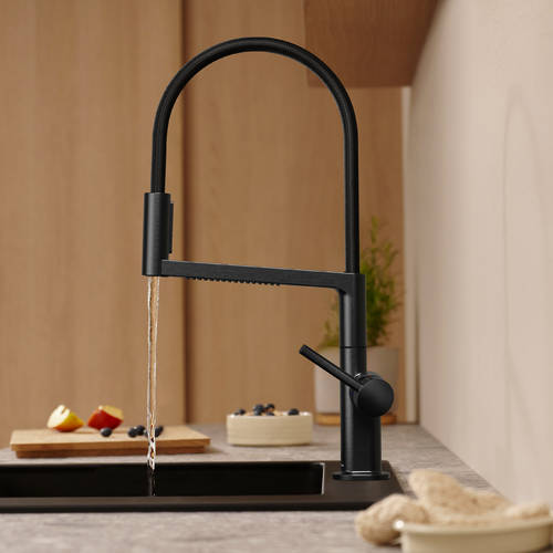 Additional image for Select M54 PowderSpray Kitchen Tap With 3 Jets (Semi-Pro, Br Black Chrome).