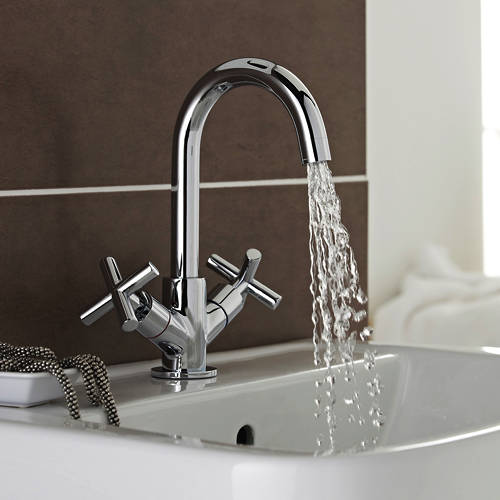 Additional image for Basin & Bath Shower Mixer Tap Pack With Kit (Chrome).