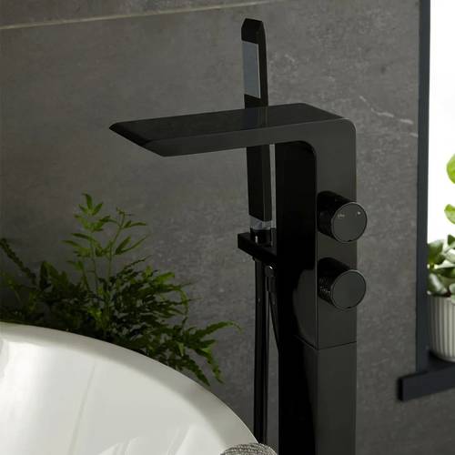 Additional image for Freestanding Bath Shower Mixer Tap With Kit (Polished Black).