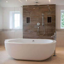 BC Designs Ovali Bath 1690mm (White).